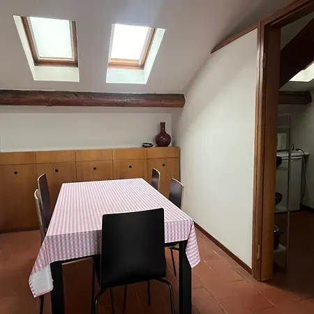 Apartament Very Close To The Area *